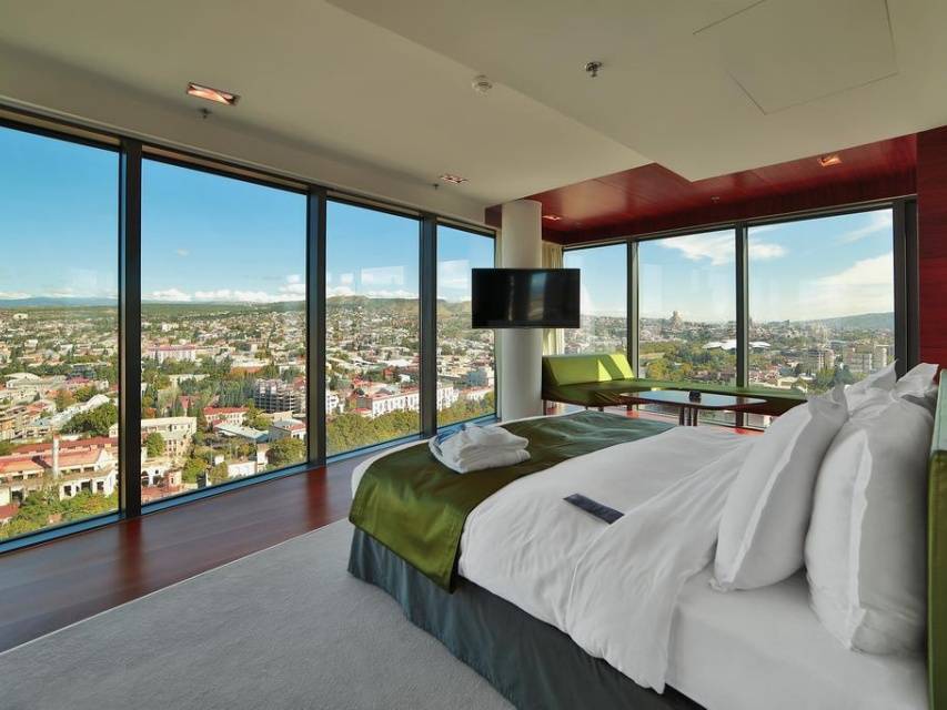 格鲁吉亚试管婴儿高标生活配套：Astra Global 甄选第比利斯核心区优质住宿资源，确保居住环境与医疗执行节奏高度对标